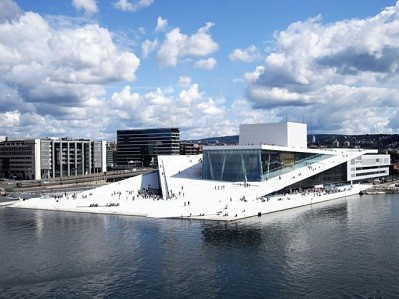 z8792851X,Budynek-Norweskiej-Opery-Narodowej-w-Oslo--proj--Snohetta.jpg